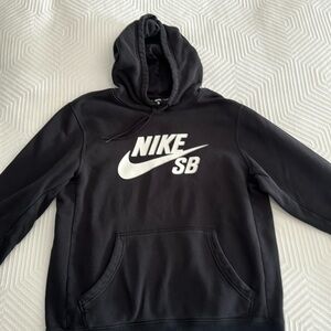 men’s Nike hoodie Sweatshirt size L